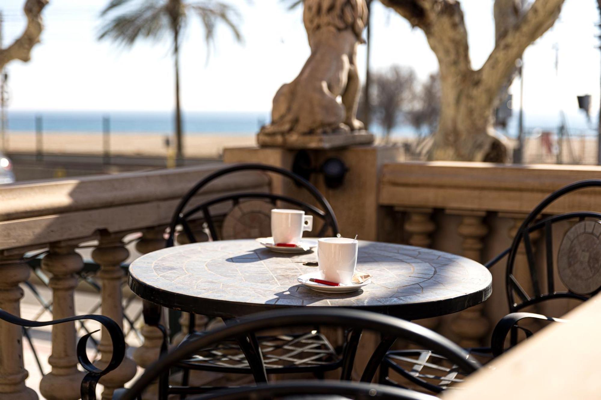 Hotel Llar De Capitans Masnou Luaran gambar