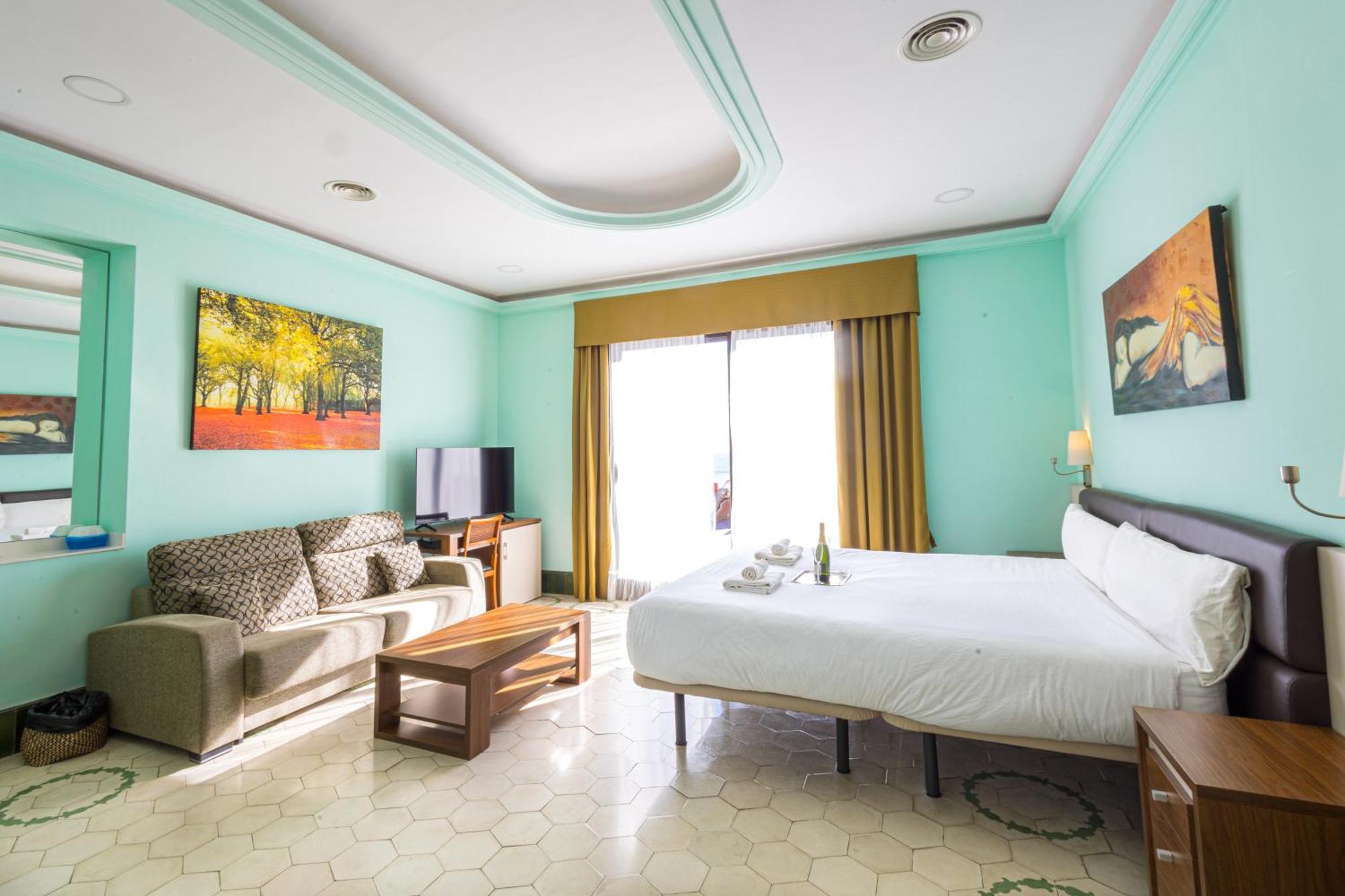 Hotel Llar De Capitans Masnou Luaran gambar