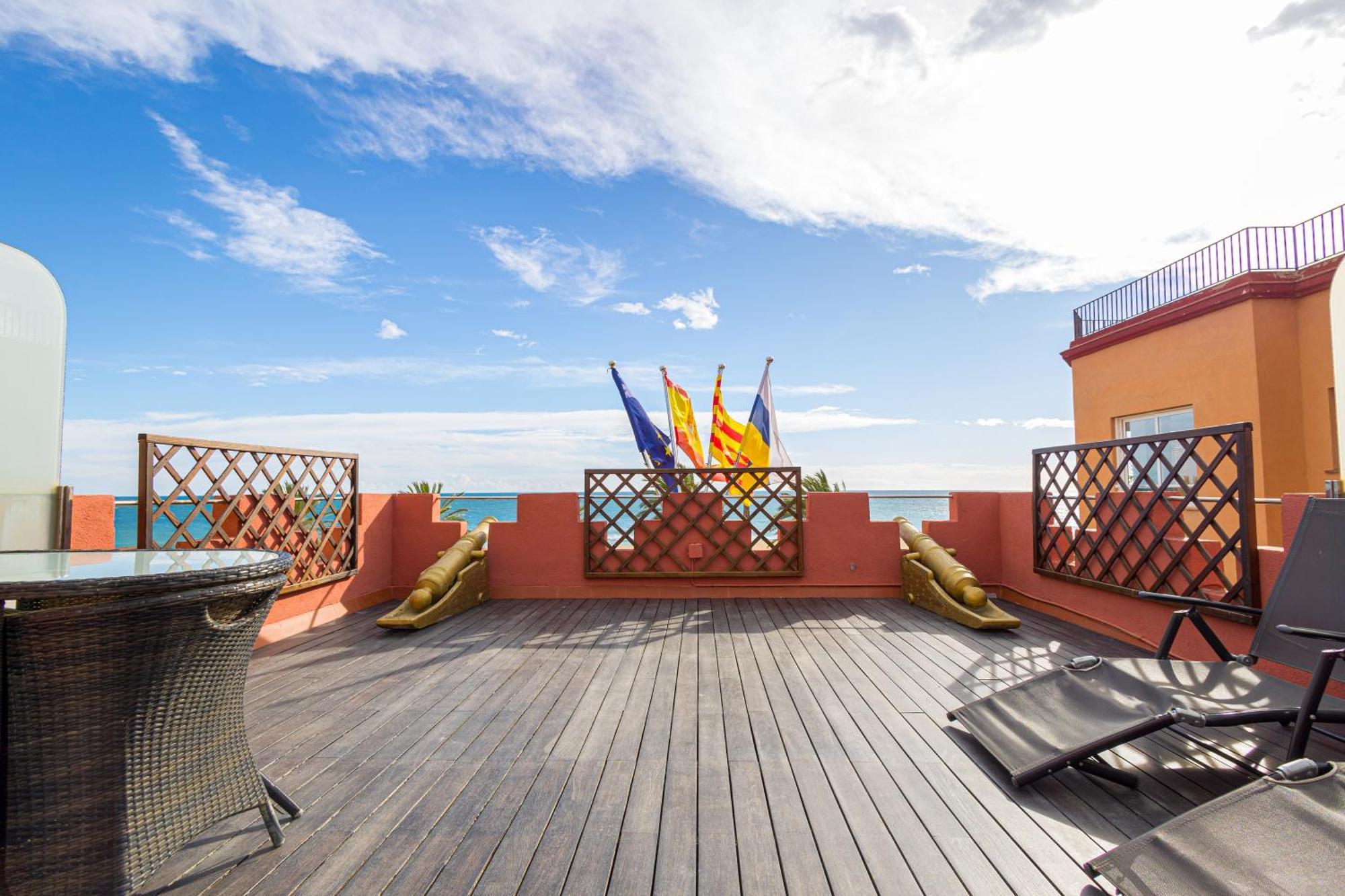 Hotel Llar De Capitans Masnou Luaran gambar